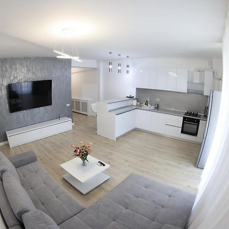 Nicho Residence 2 Bucurestii Noi エクステリア 写真